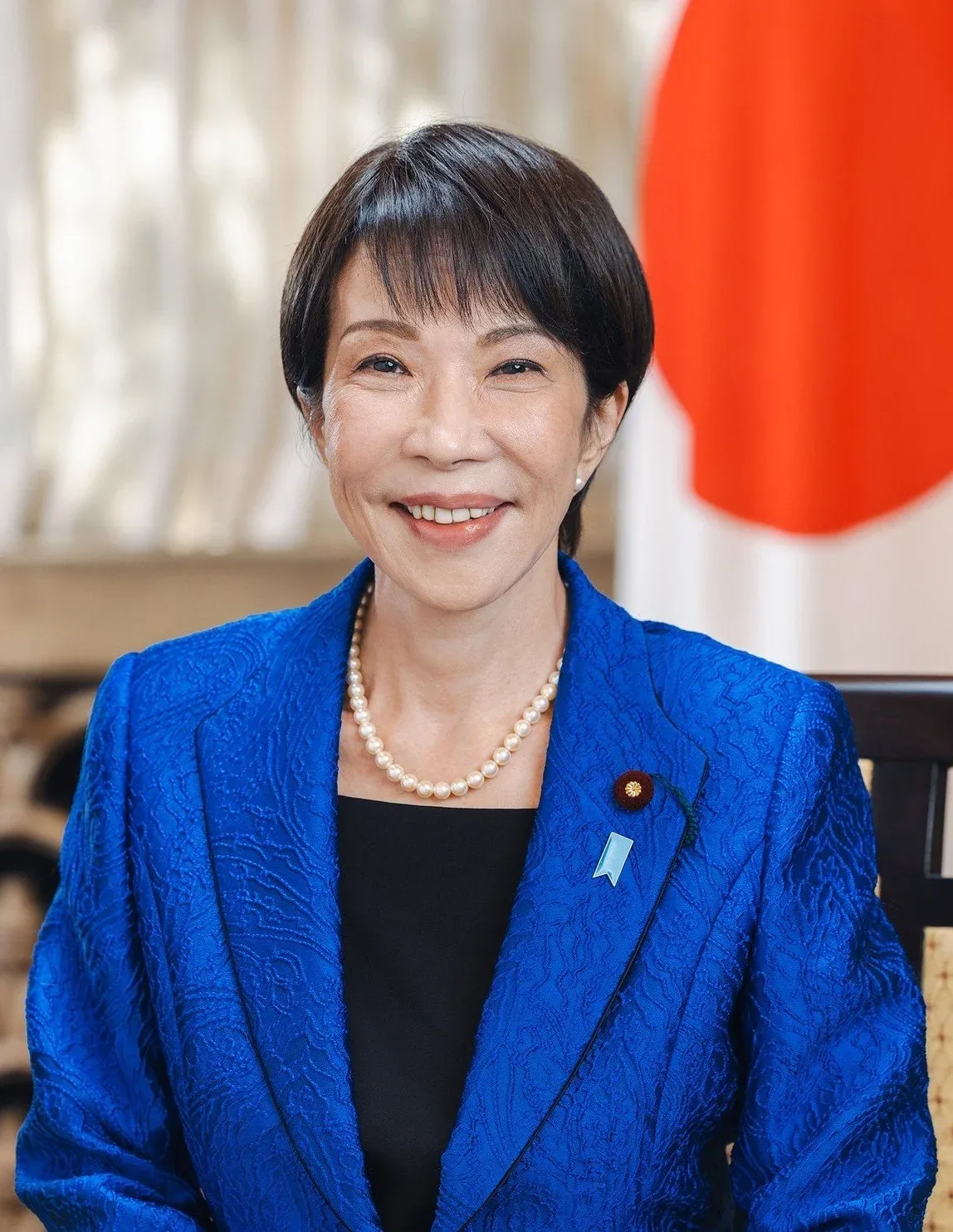 7. 高市早苗、首相就任